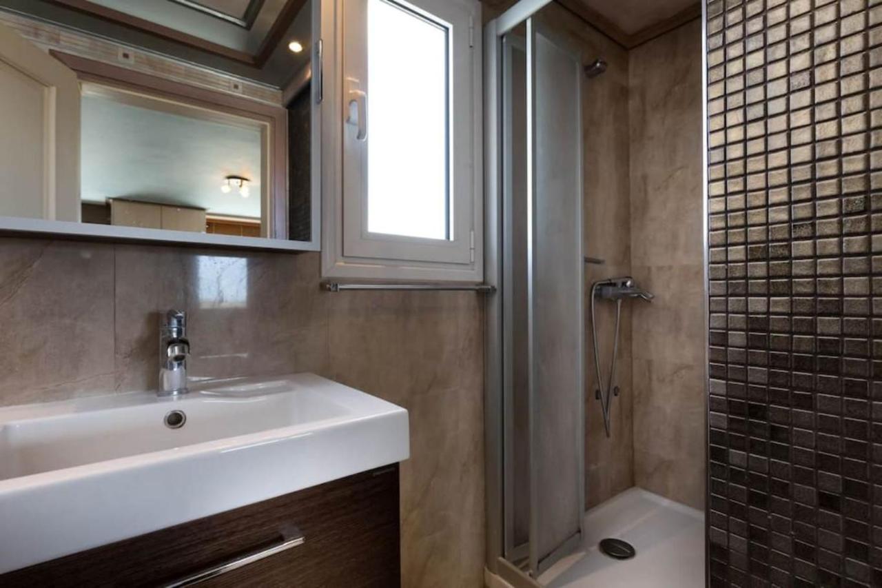 165 Sm Penthouse Maisonette Apartment Athens Exterior photo